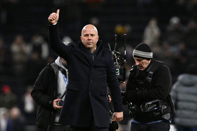 今夜体能课后，埃因霍温造点机会备战英超，球迷炸锅，细节决定成败的简单介绍